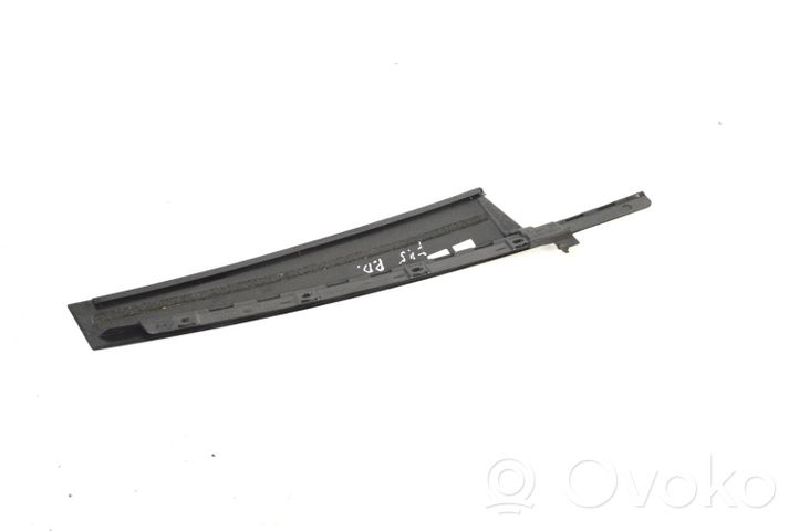 BMW 2 F45 Moulure de vitre de la porte avant 7373922