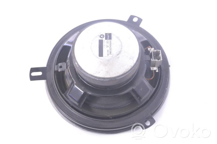 Dodge Nitro Takaoven kaiutin 05064203AC