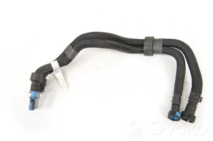 BMW 7 G11 G12 Tuyau d'alimentation conduite de carburant 8571676