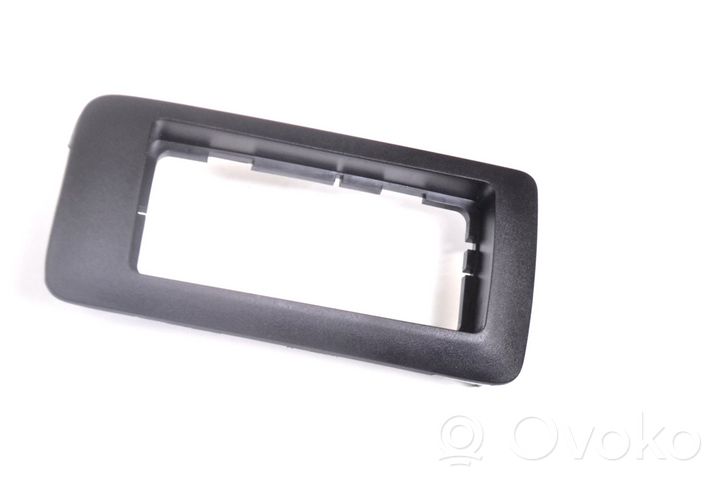 Mazda CX-5 Rivestimento del vano portaoggetti del cruscotto KD7755321