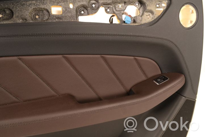 Mercedes-Benz GL X166 Apmušimas galinių durų (obšifke) 