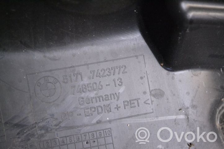 BMW 8 G14 Rivestimento paraspruzzi passaruota anteriore 7423772