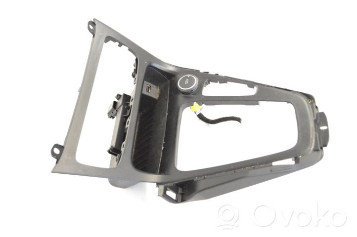 Ford Focus Other center console (tunnel) element F1EBA044C82B