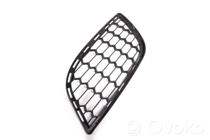 Alfa Romeo Giulietta Grille inférieure de pare-chocs avant 156089602