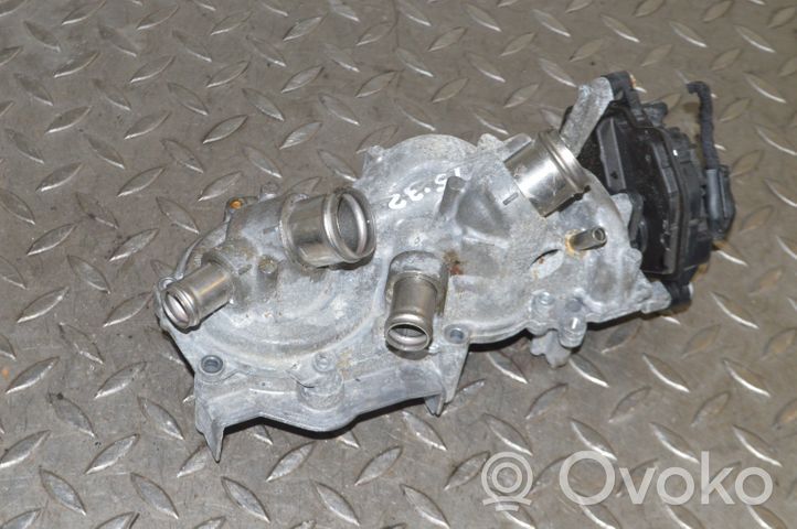 Seat Leon IV Vesipumppu 05E121042F