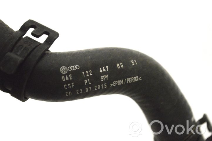 Seat Leon IV Tubo flessibile del liquido di raffreddamento del motore 04E122447BG