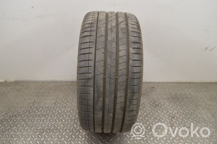 BMW 5 F10 F11 Pneumatico estivo R12 27535R20