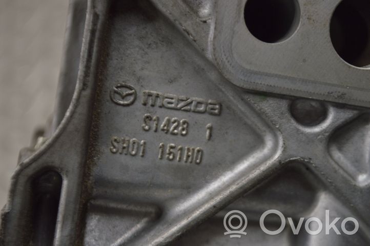 Mazda 3 II Pompa wody SH01151H0
