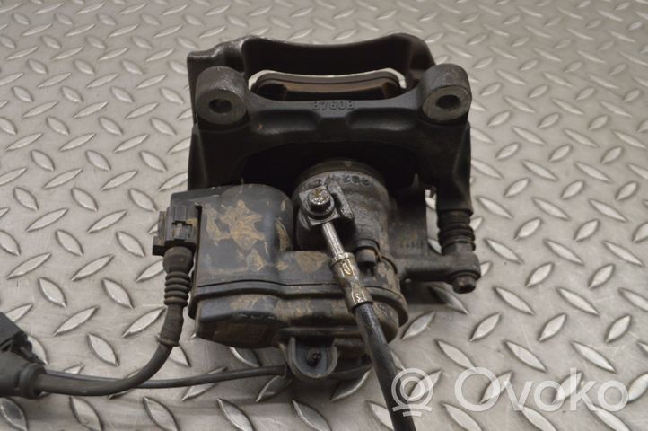 Volkswagen Touareg III Rear brake caliper 