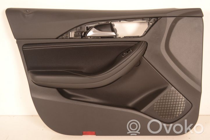 Infiniti Q30 Rivestimento del pannello della portiera anteriore 809A15DB0A