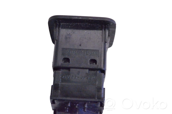 Lexus IS III XE30 Interruptor de encendido/apagado del airbag de pasajero 2091B39