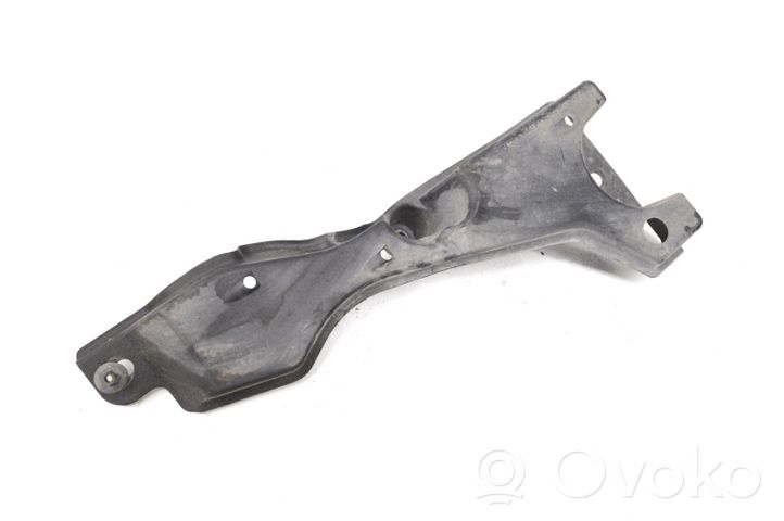 Toyota RAV 4 (XA30) Protezione inferiore del serbatoio del carburante 5839842020