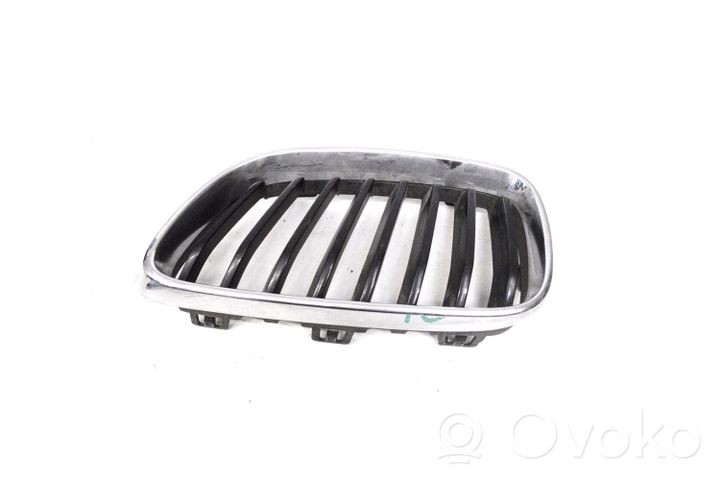 BMW 2 F22 F23 Grille calandre supérieure de pare-chocs avant 7295521