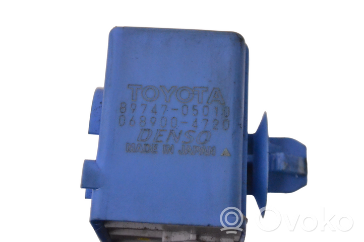 Toyota C-HR Relè lampeggiatore d'emergenza 8974705010