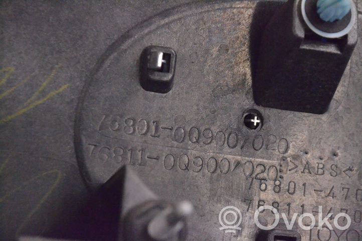 Toyota Prius (XW30) Listwa oświetlenie tylnej tablicy rejestracyjnej 768010Q900