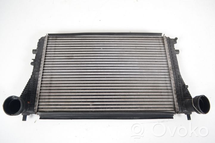 Audi TT TTS Mk2 Chłodnica powietrza doładowującego / Intercooler 1K0145803S