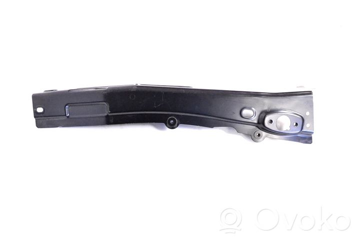 Porsche Macan Fender mounting bracket 95B805304A