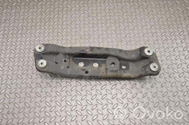 Infiniti FX Gearbox mounting bracket 