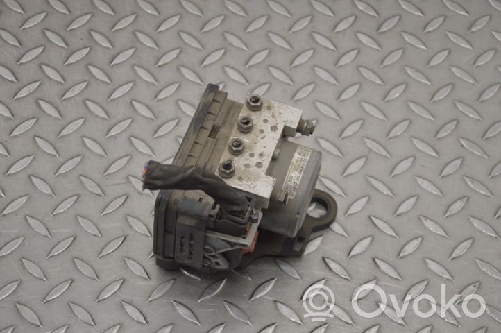 Volkswagen PASSAT B8 ABS Pump 5Q0614517DA