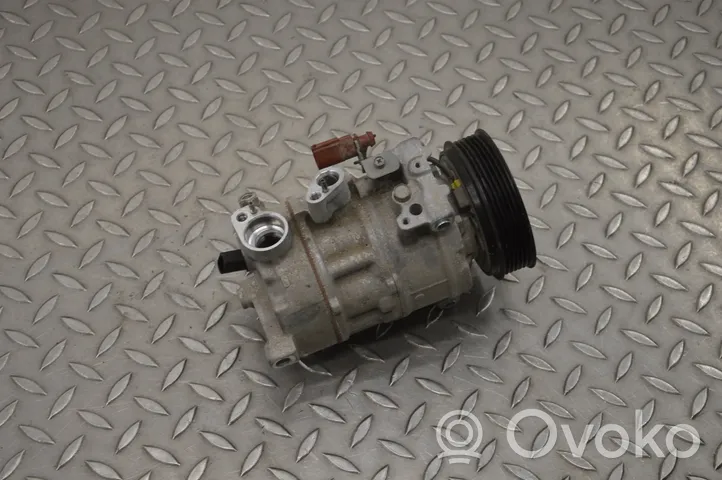Volkswagen Golf VIII Compressore aria condizionata (A/C) (pompa) 3Q0816803D