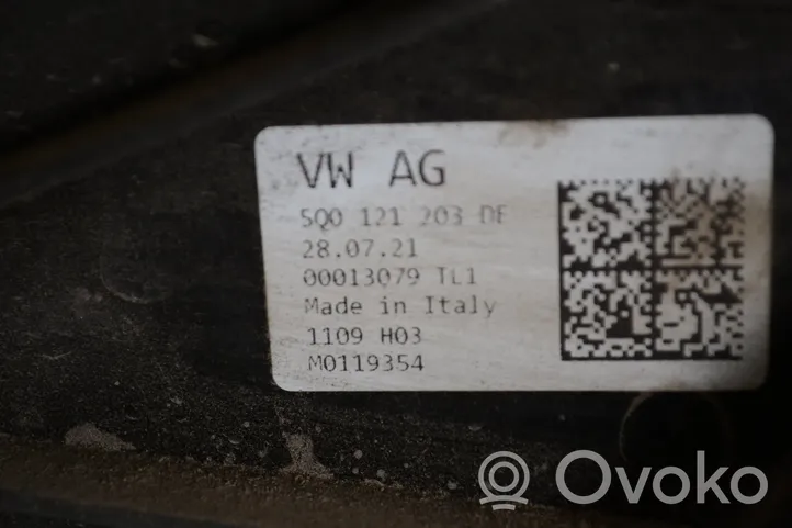Volkswagen Golf VIII Convogliatore ventilatore raffreddamento del radiatore 5Q0121203