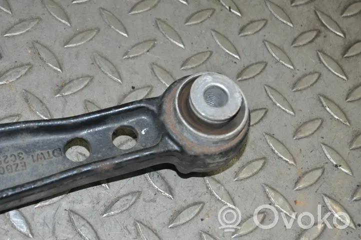 Land Rover Discovery 5 Fourchette, bras de suspension inférieur avant JPLA3C254DA