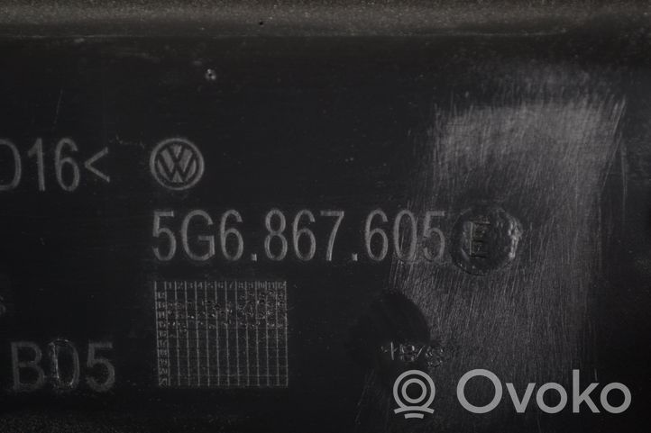 Volkswagen Golf VII Apdaila galinio dangčio 5G6867605E