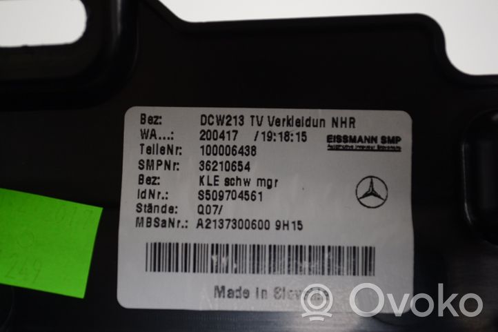 Mercedes-Benz E W213 Takaoven verhoilu A2137300600
