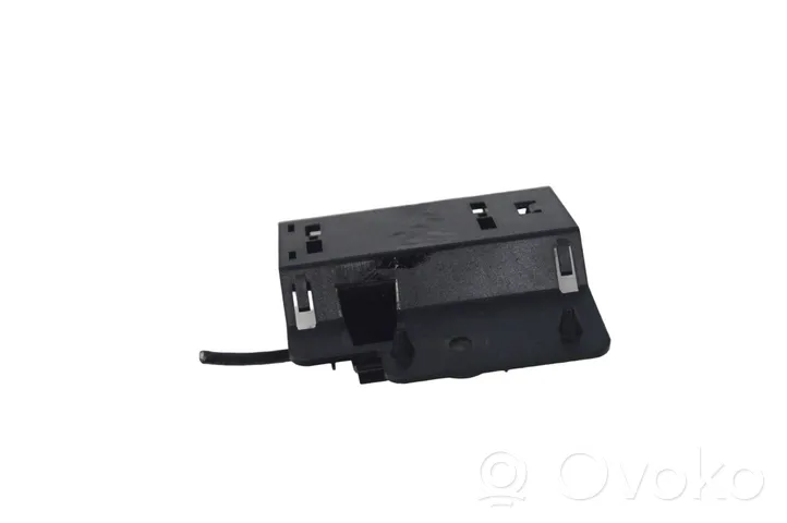 BMW 4 F32 F33 Antenne GPS 9281068