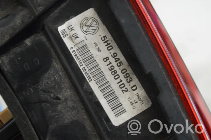 Volkswagen Golf VIII Takaluukun takavalot 5H0945093D