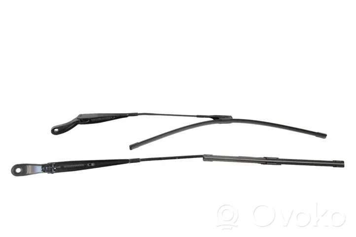 Opel Crossland X Windshield/front glass wiper blade 39079982