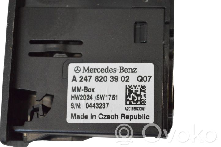 A2478203902 Mercedes-Benz A W177 USB-Anschluss, 32.00 € | RRR 