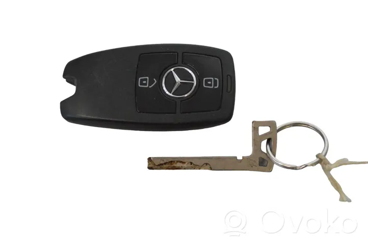 Mercedes-Benz Sprinter W907 W910 Chiave/comando di accensione A2479052304