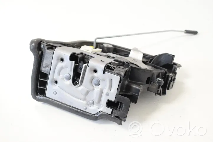 BMW X4 G02 Serrure de porte avant 2711539