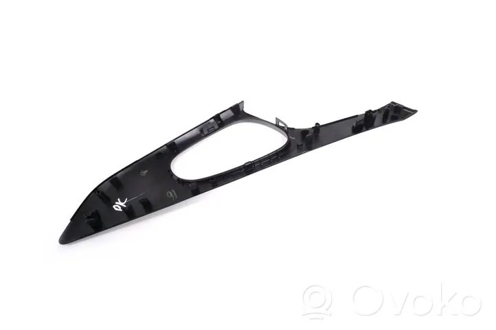 Nissan Qashqai Moulure/baguette de porte avant 806834EA1AX