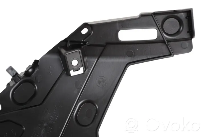 BMW X5 F15 Supporto di montaggio del parafango 51117337093