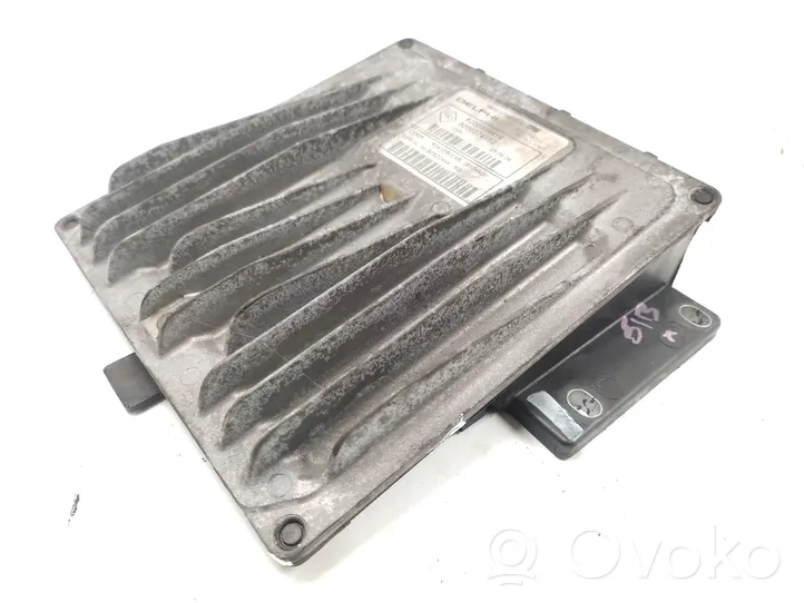 Renault Megane II Komputer / Sterownik ECU silnika 8200334419