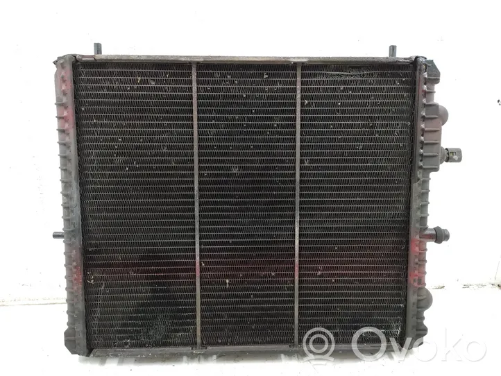 Renault Clio I Radiateur de refroidissement 7700804240