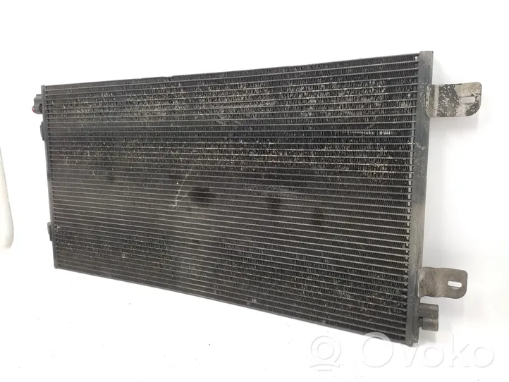 Renault Master II Radiateur condenseur de climatisation 7701057122