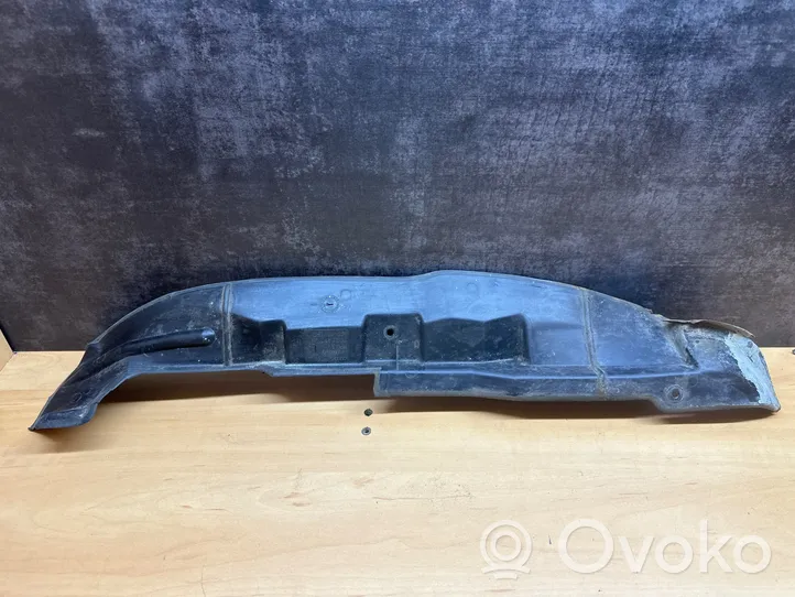 Volkswagen Golf IV Panel wykończeniowy błotnika 8D0821111