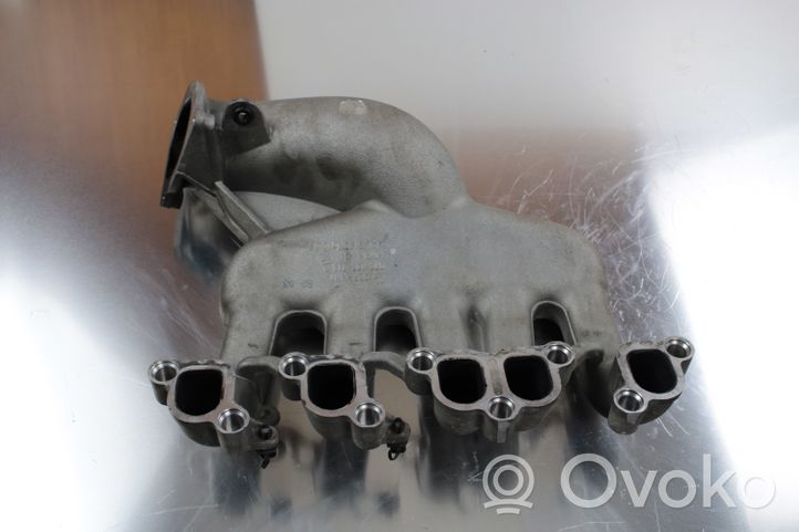 Volkswagen Transporter - Caravelle T5 Intake manifold 070129713A