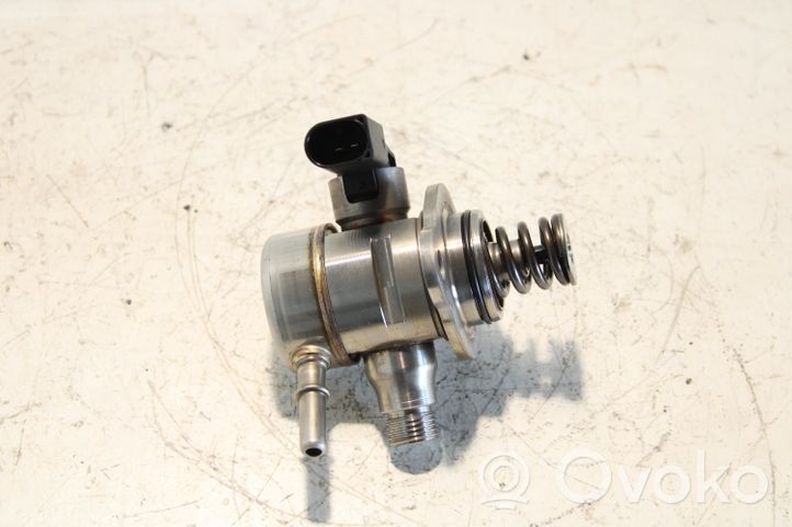 Volkswagen Touran III Pompe d'injection de carburant à haute pression 05E127027D