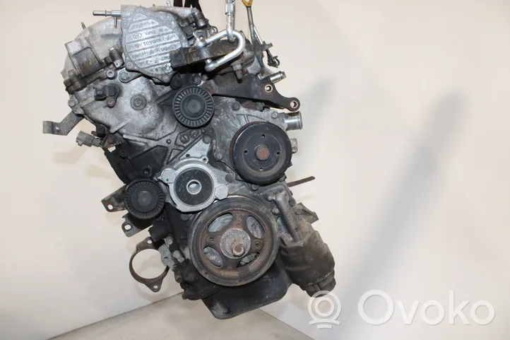Toyota Avensis T250 Silnik / Komplet 2AD