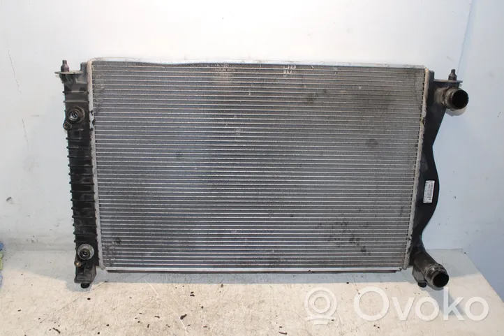 Audi A6 S6 C6 4F Radiateur de refroidissement 4F0121251R