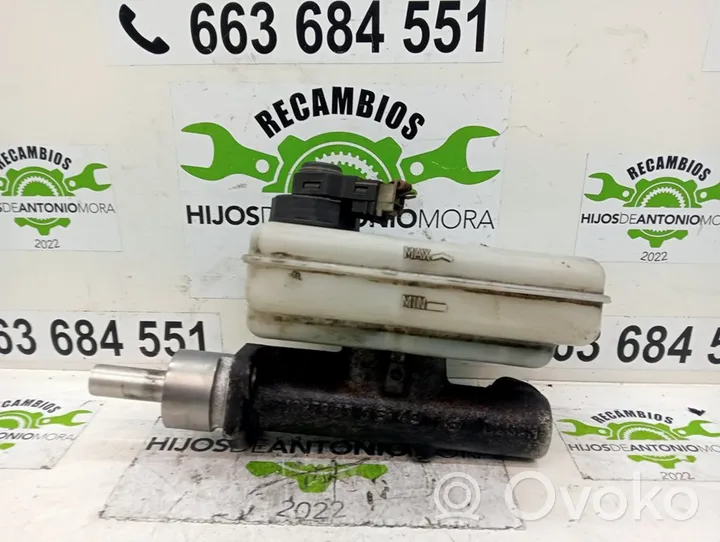 Iveco Daily 4th gen Cilindro del sistema frenante 21027999