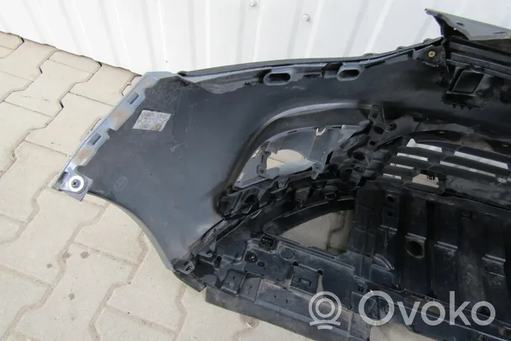 Renault Clio IV Zderzak przedni 620221630R