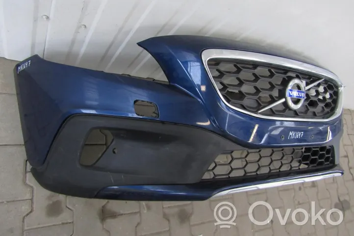 Volvo V40 Cross country Front bumper MK6..xxxxxxxvXXXc