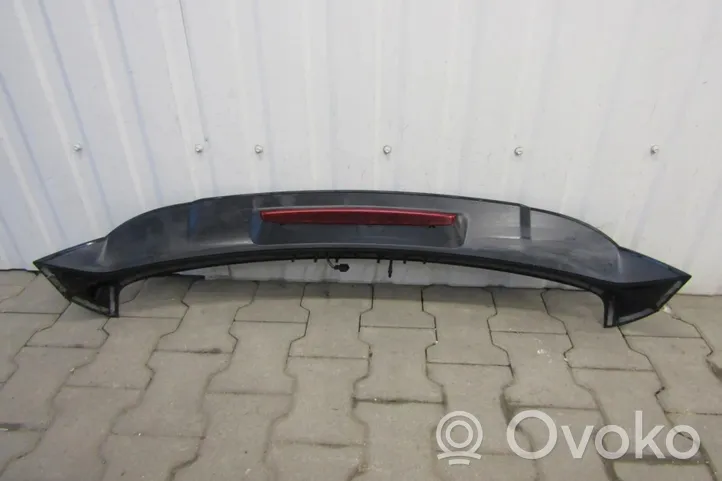 Skoda Karoq Spoileris galinio dangčio 57A827933