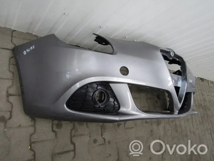 Alfa Romeo Giulietta Front bumper Zderzak