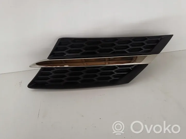 Toyota RAV 4 (XA40) Grille inférieure de pare-chocs avant 53106-42010